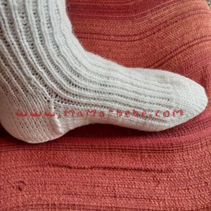 Ръчно плетени  чорапи акрил.  Размер  30  -38
