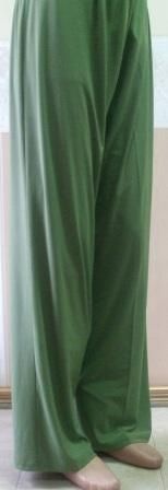 Дамски панталон ликра-памук. Цвят: зелен.Размер 56