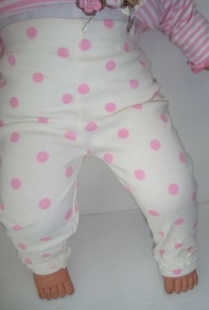 Клин детски дълъг, бял с розови точки. памук. 9-12 месеца